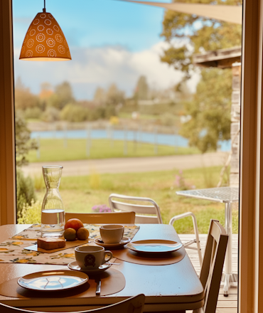 Home Essplatz mit Blick auf den Rhein